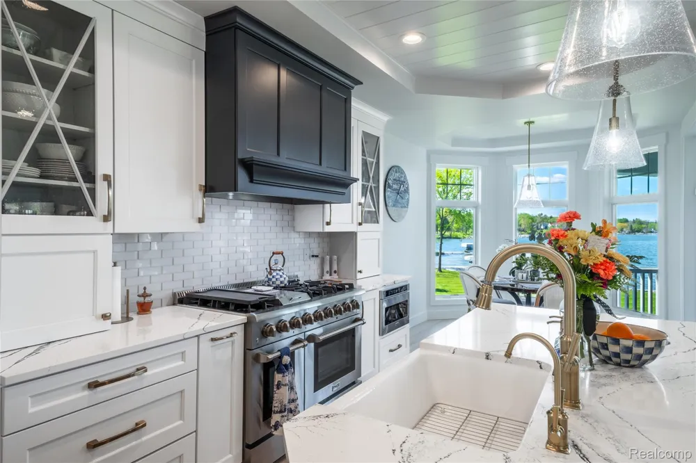 10195 Bennett Lake Road Tyrone Township, MI 48430