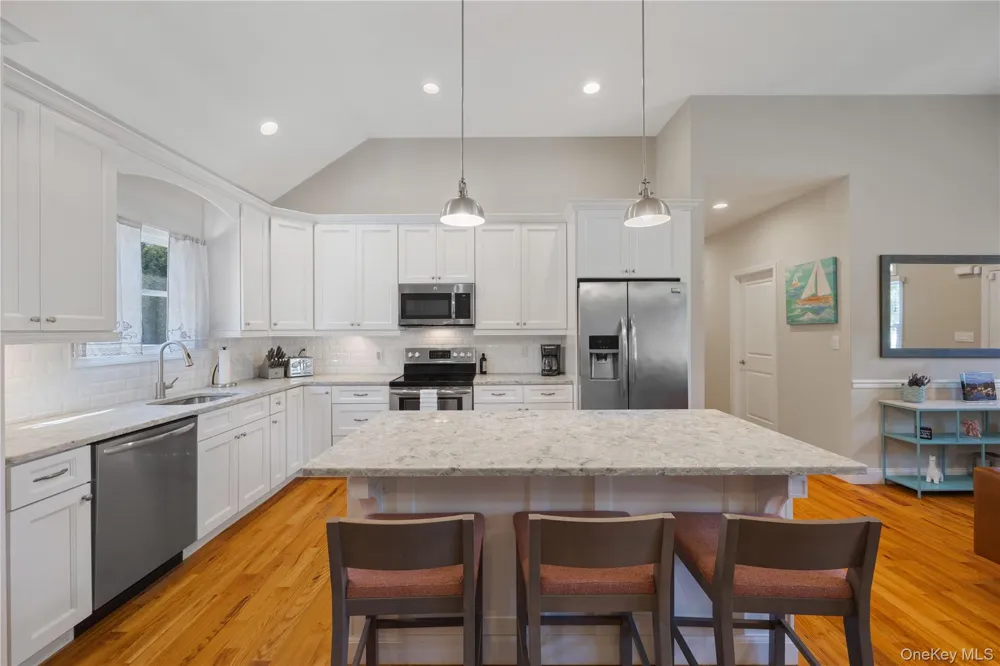 380 Homestead Way Greenport, NY 11944