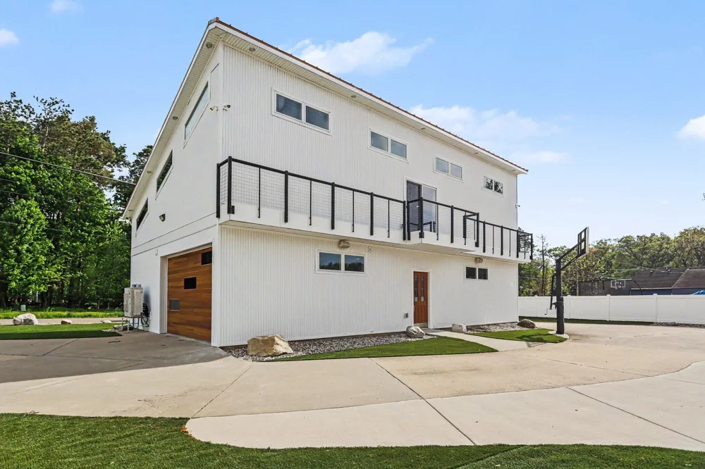 1046 Eagle Lake Drive Texas Charter Township, MI 49009