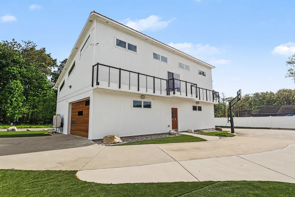 1046 Eagle Lake Drive Texas Charter Township, MI 49009