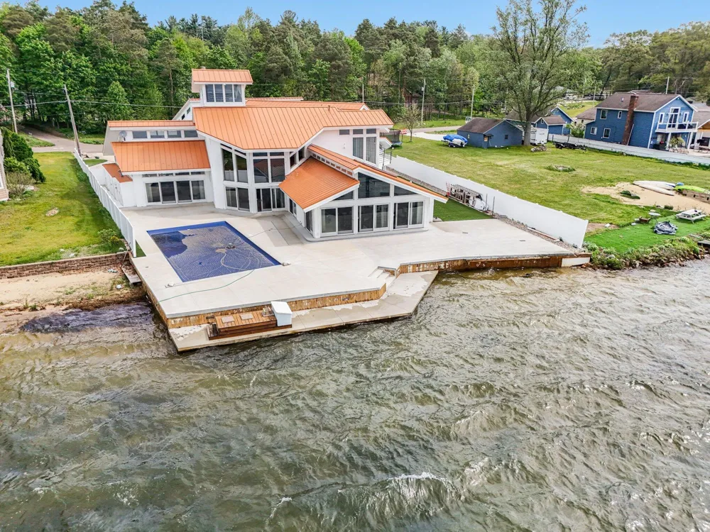 1046 Eagle Lake Drive Texas Charter Township, MI 49009