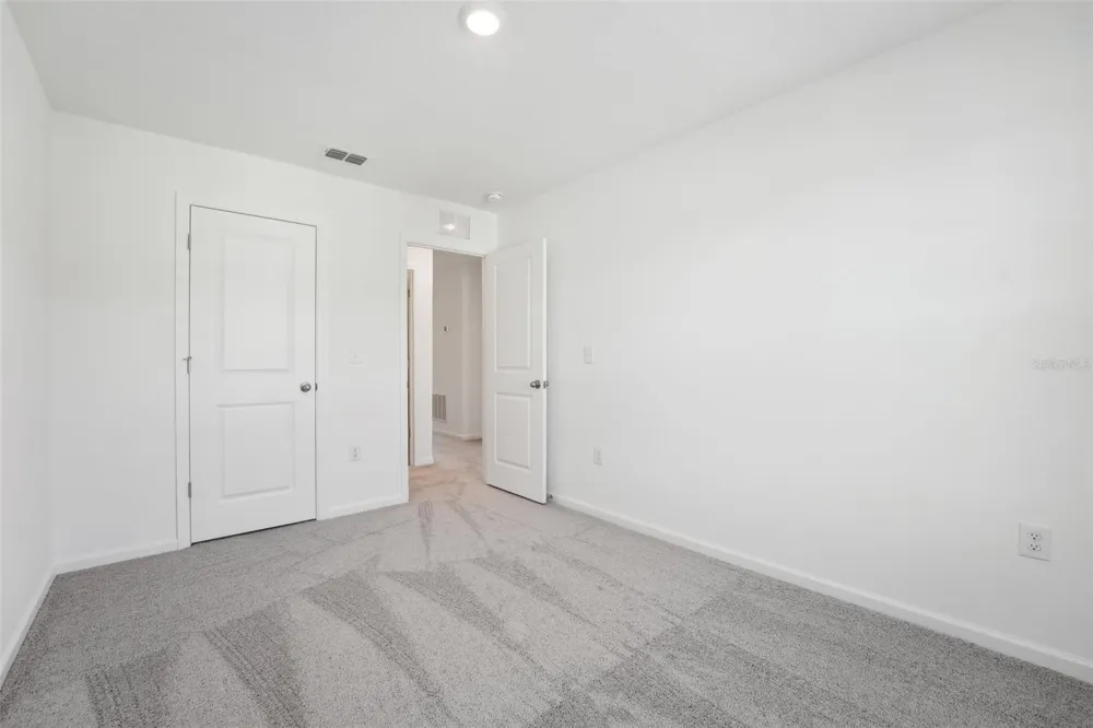 14848 LUCCA WAY Dade City, FL 33523