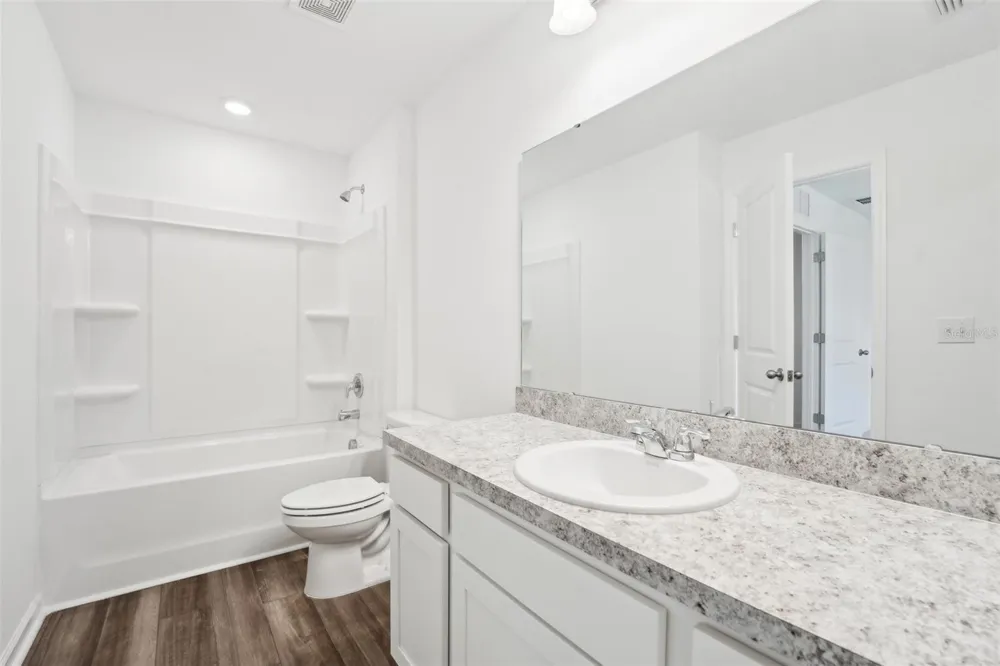14848 LUCCA WAY Dade City, FL 33523