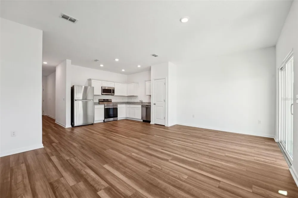 14848 LUCCA WAY Dade City, FL 33523