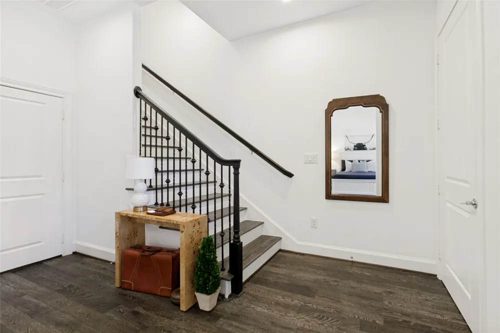 7333 Valley View Lane #604 Dallas, TX 75240