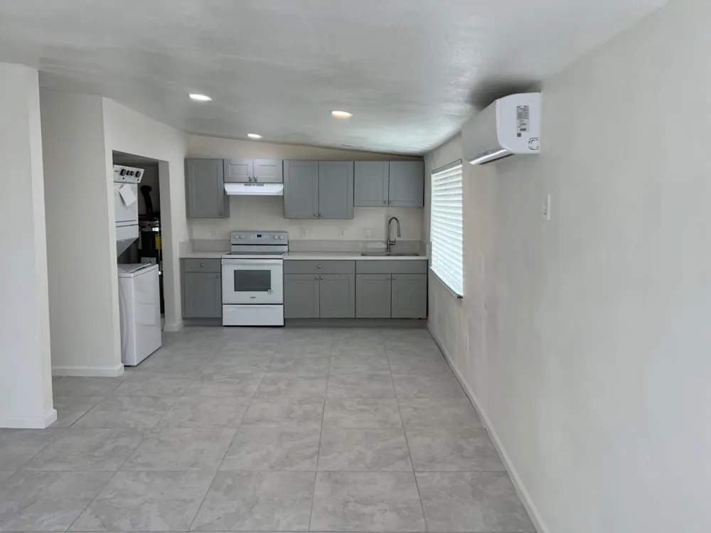 2542 Sea View Drive #4 Thermal, CA 92274
