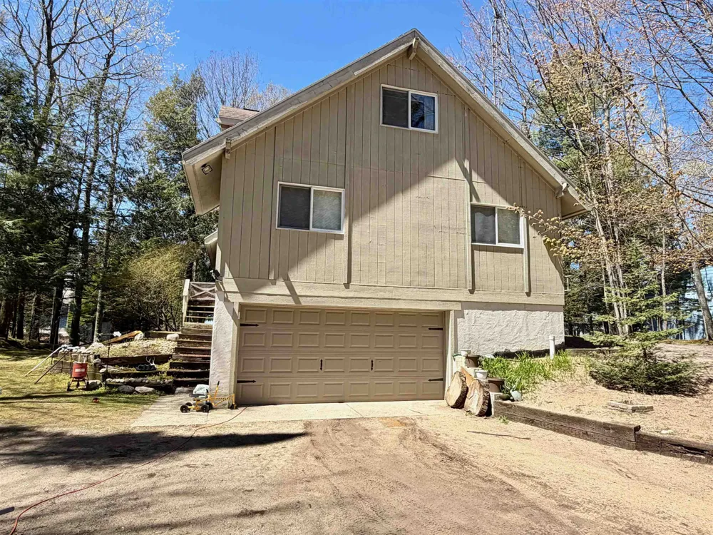 724 S Golden Beach Drive Torch Lake Township, MI 49648