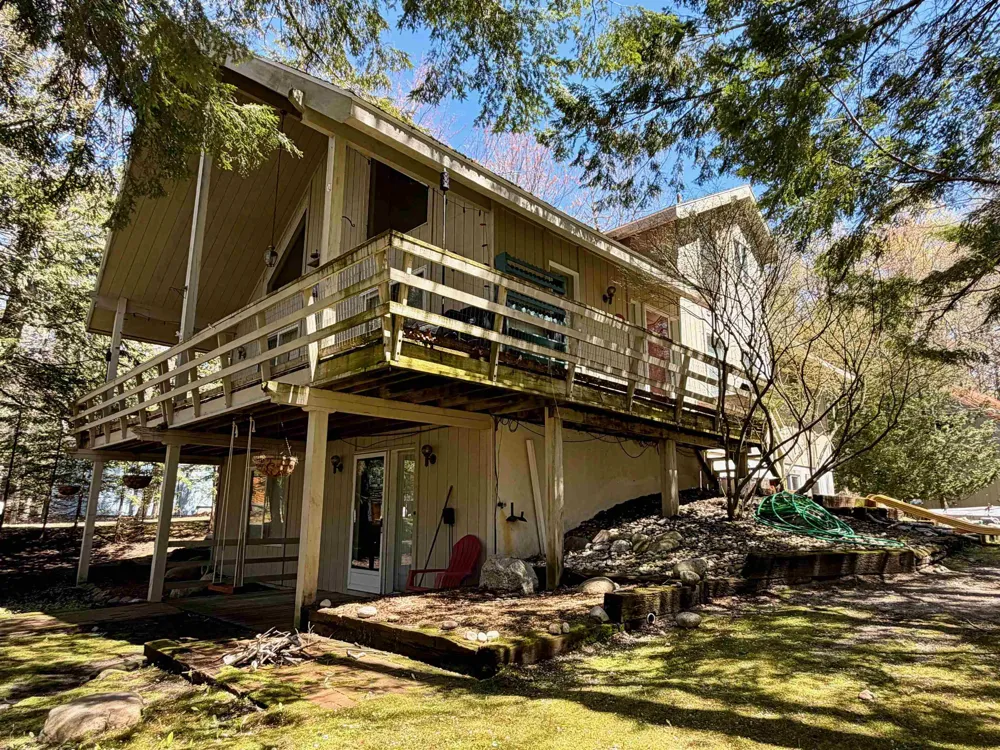 724 S Golden Beach Drive Torch Lake Township, MI 49648