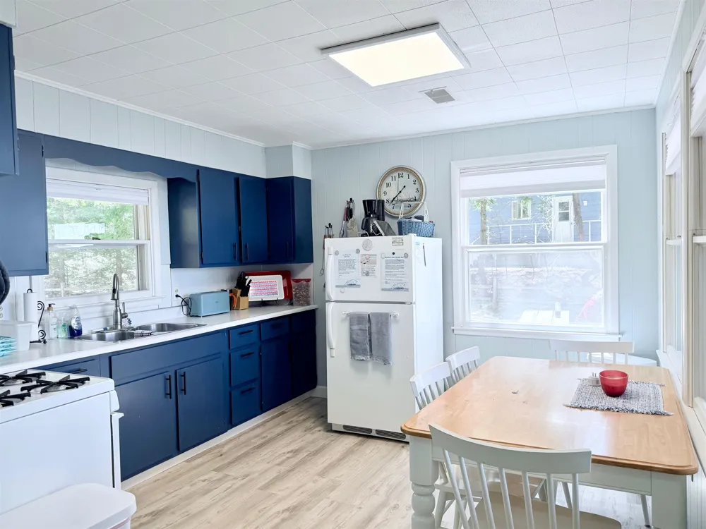 724 S Golden Beach Drive Torch Lake Township, MI 49648
