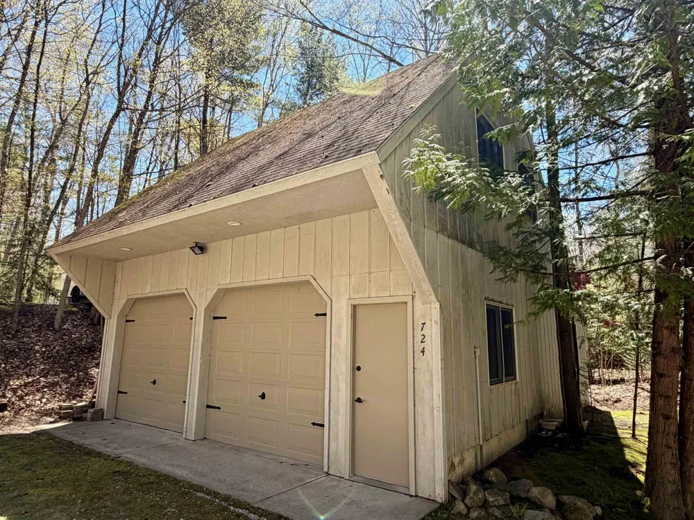724 S Golden Beach Drive Torch Lake Township, MI 49648