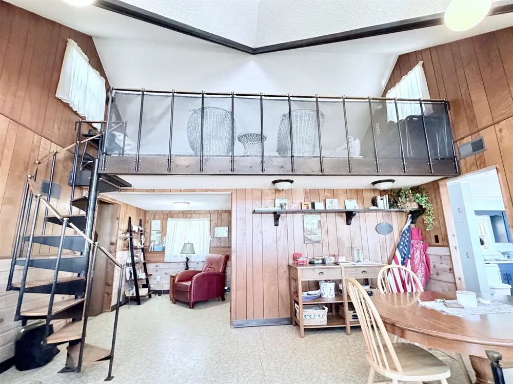 724 S Golden Beach Drive Torch Lake Township, MI 49648