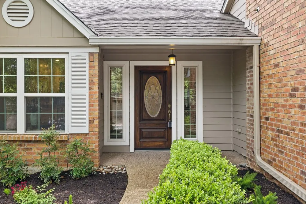 3815 Williamsburg Circle