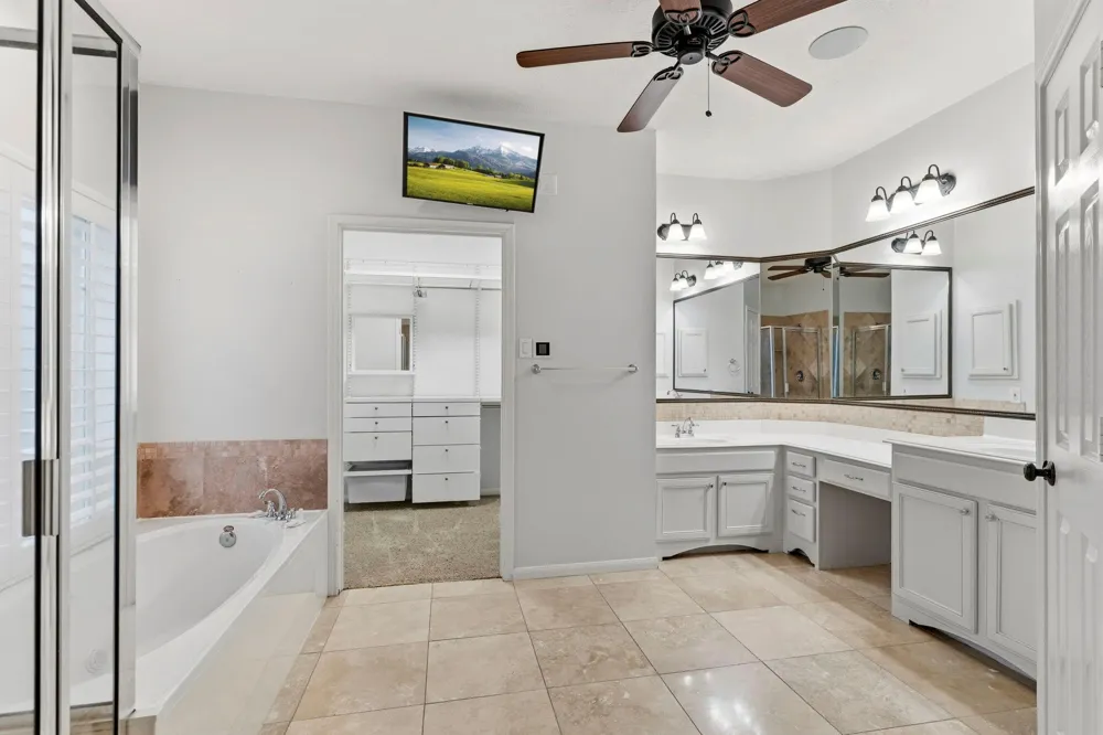 26 Shady Pond Place The Woodlands, TX 77382