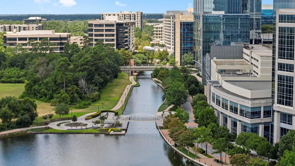 26 Shady Pond Place The Woodlands, TX 77382