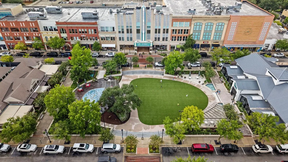 26 Shady Pond Place The Woodlands, TX 77382