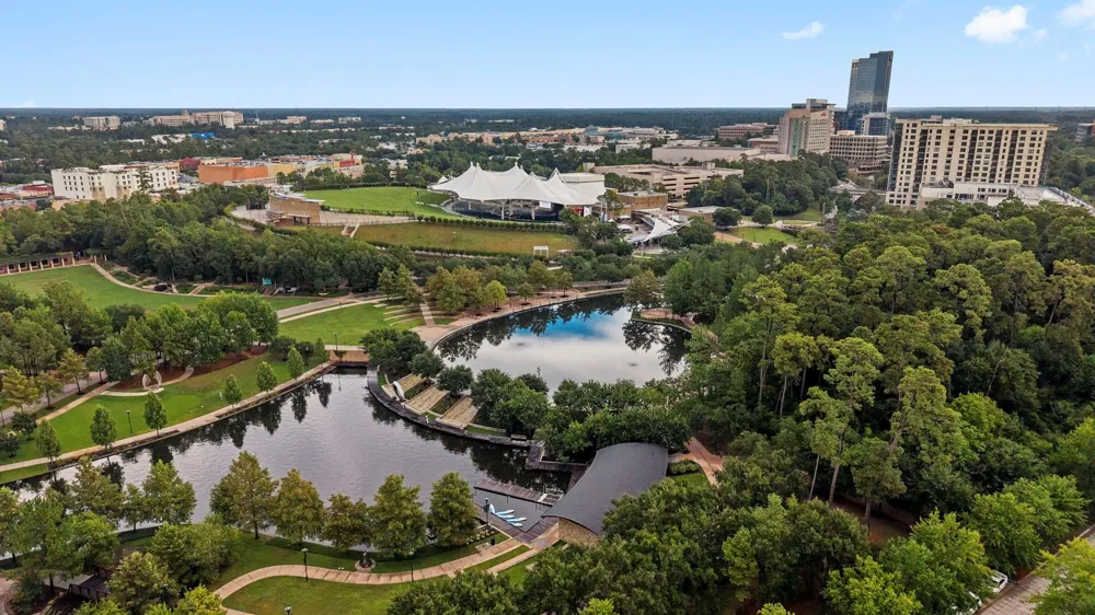 26 Shady Pond Place The Woodlands, TX 77382