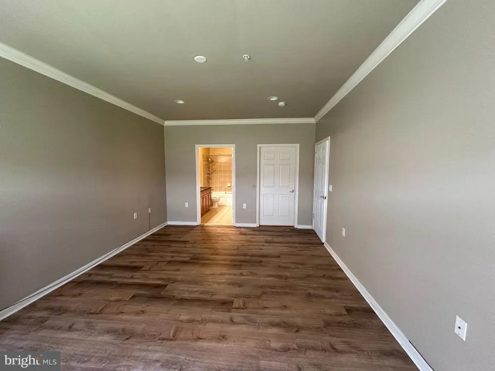 416 MASTERSON COURT Ewing, NJ 08618
