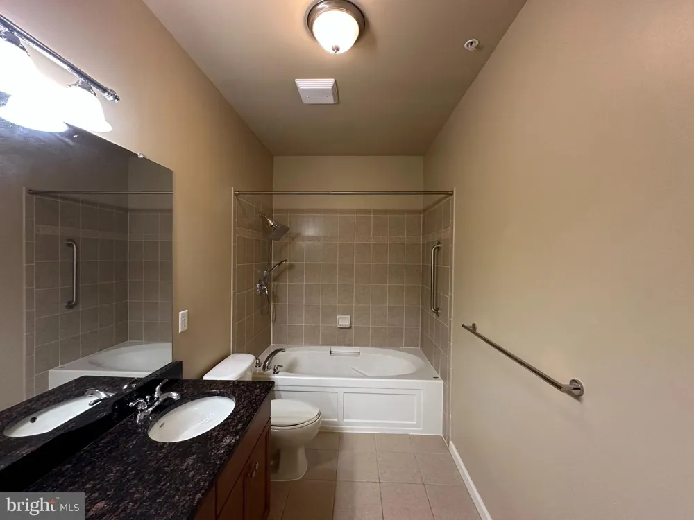 416 MASTERSON COURT Ewing, NJ 08618