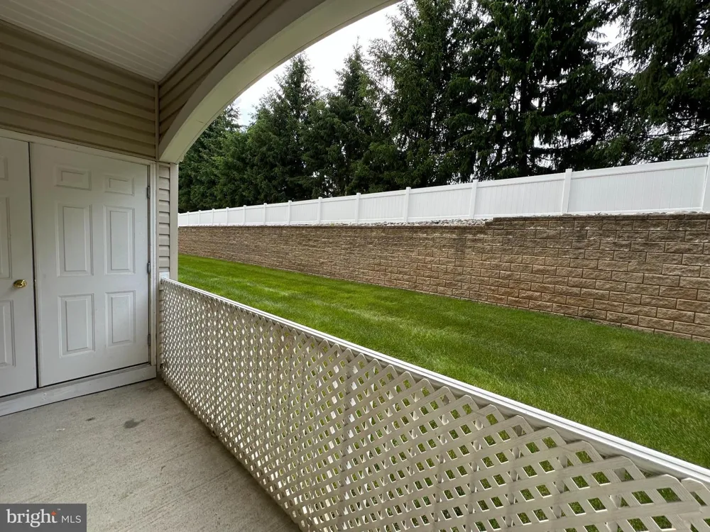 416 MASTERSON COURT Ewing, NJ 08618