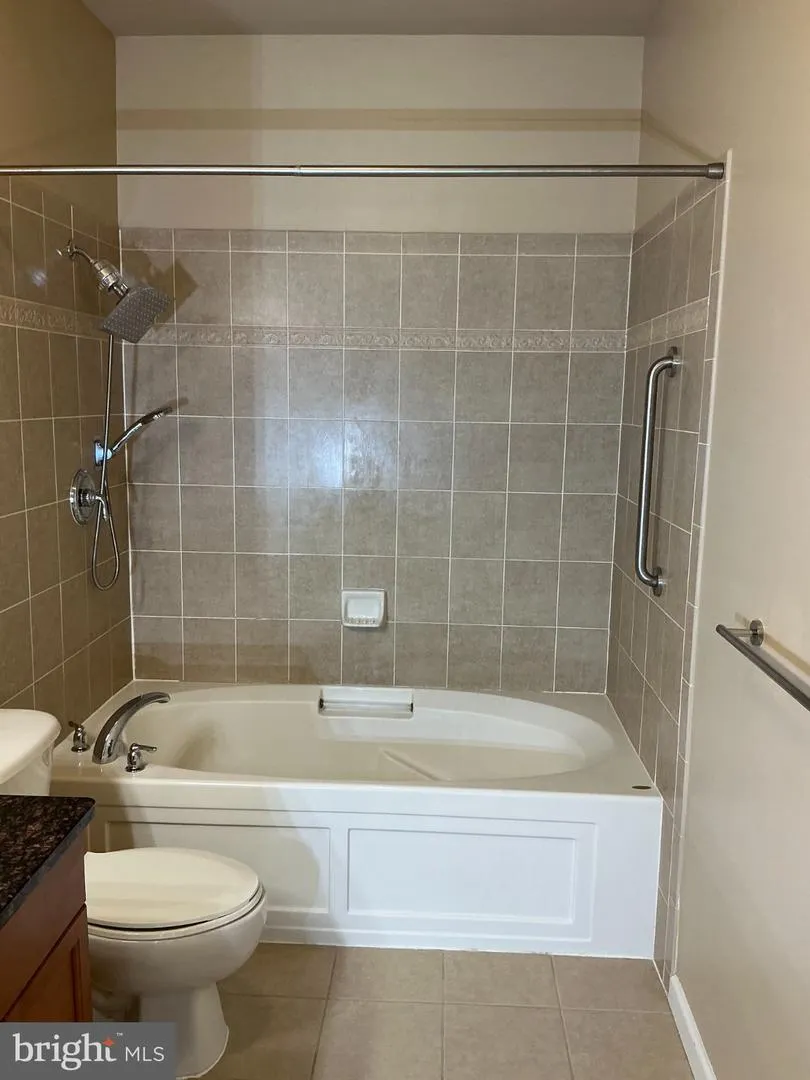 416 MASTERSON COURT Ewing, NJ 08618