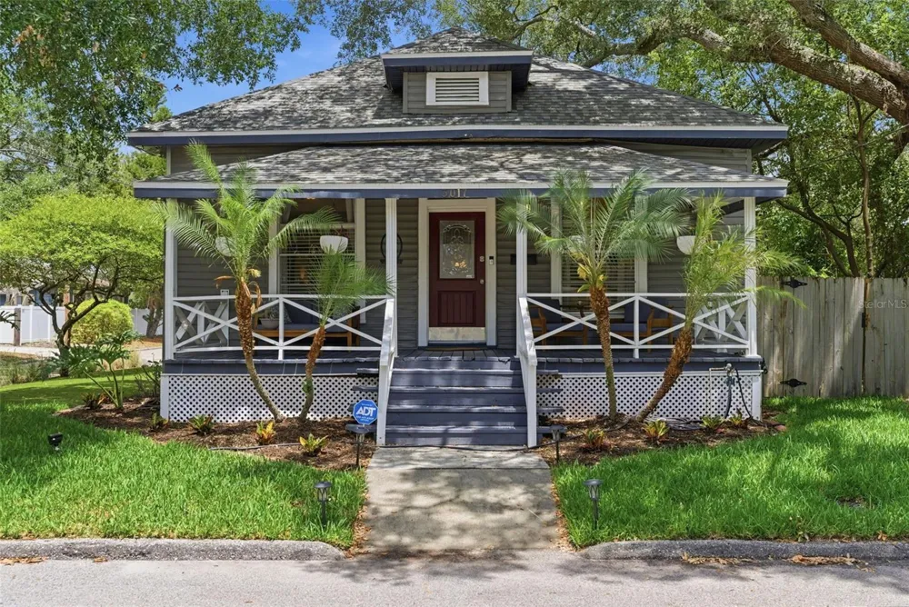 3017 WOODROW AVENUE Tampa, FL 33603