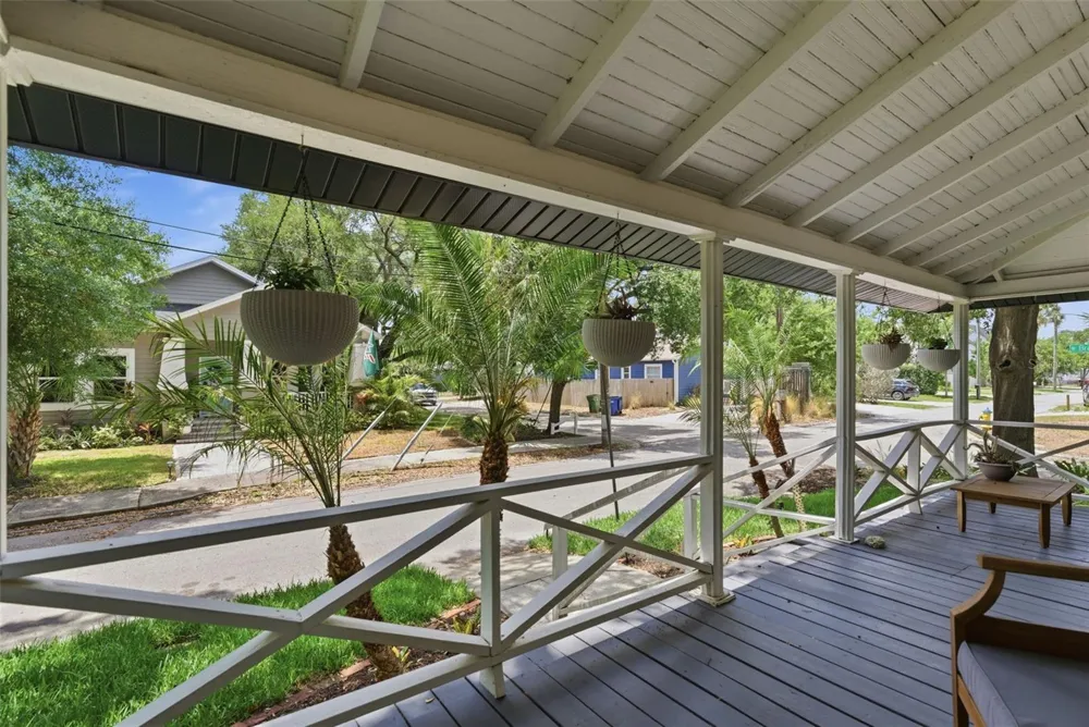 3017 WOODROW AVENUE Tampa, FL 33603