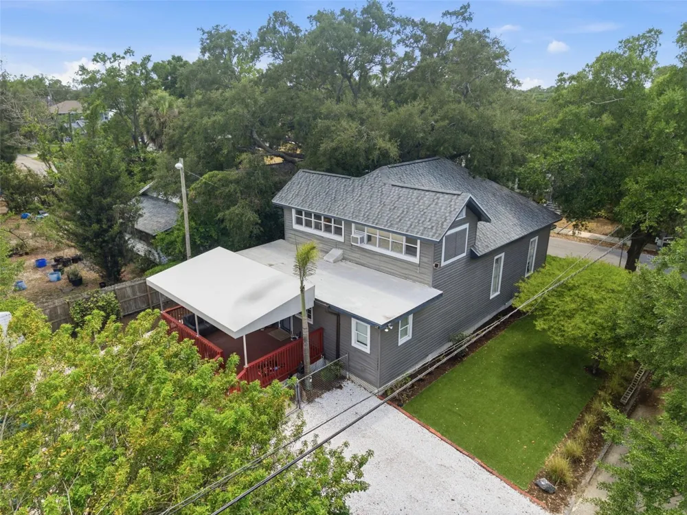 3017 WOODROW AVENUE Tampa, FL 33603