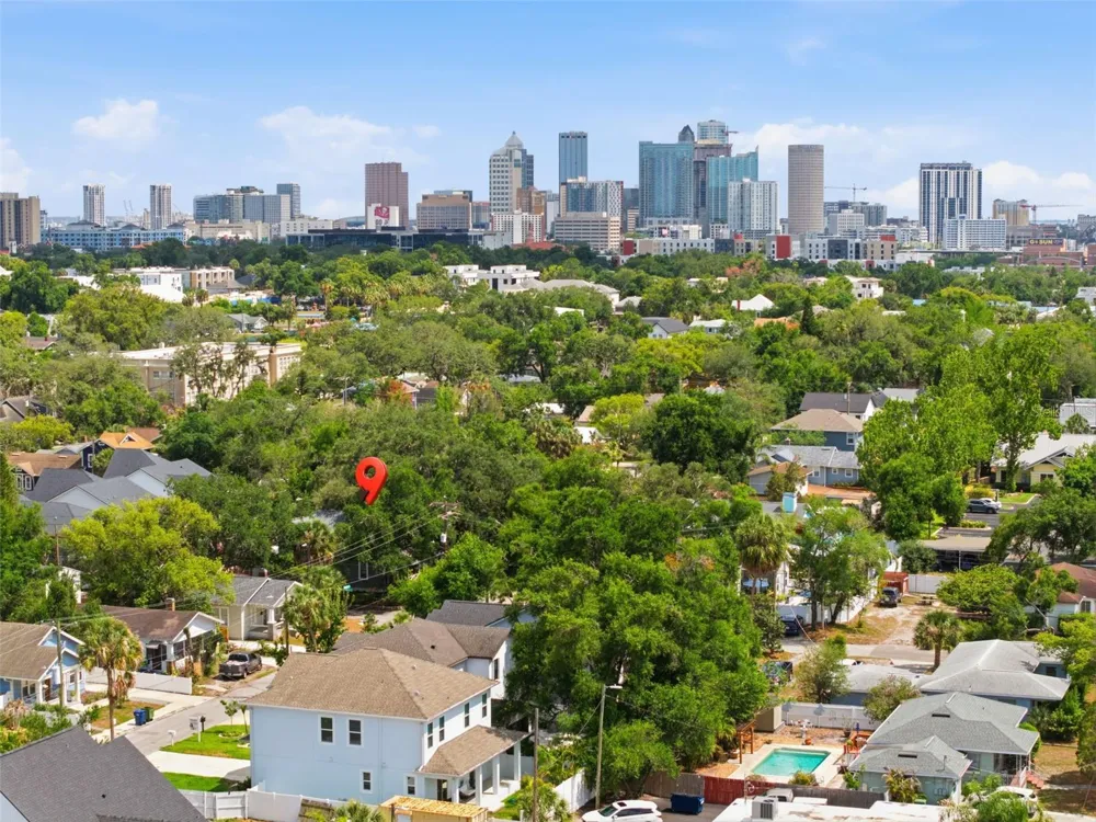 3017 WOODROW AVENUE Tampa, FL 33603