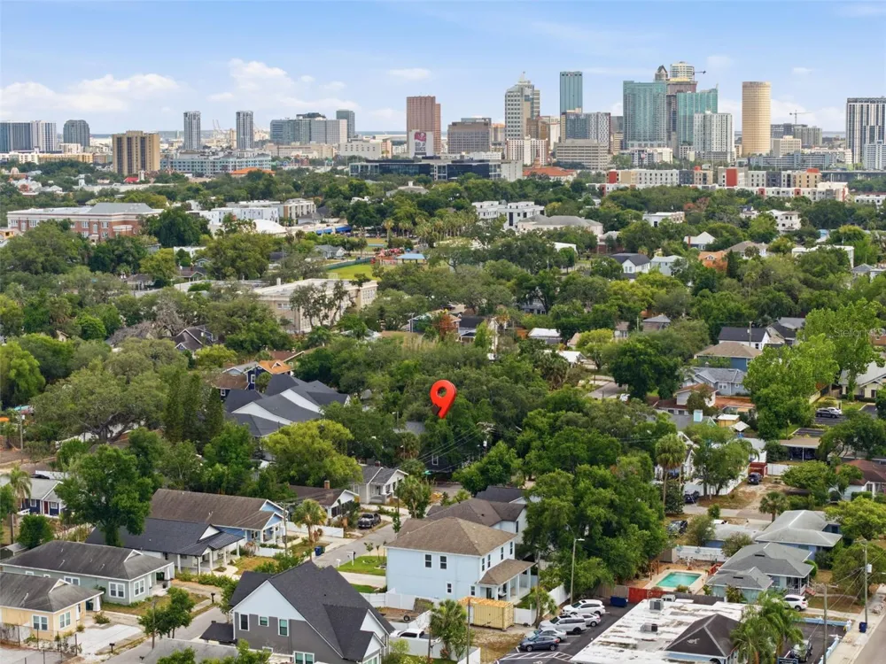 3017 WOODROW AVENUE Tampa, FL 33603
