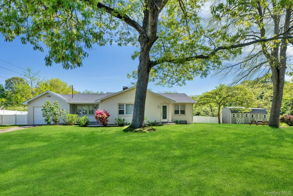 380 Clark Road Southold, NY 11971