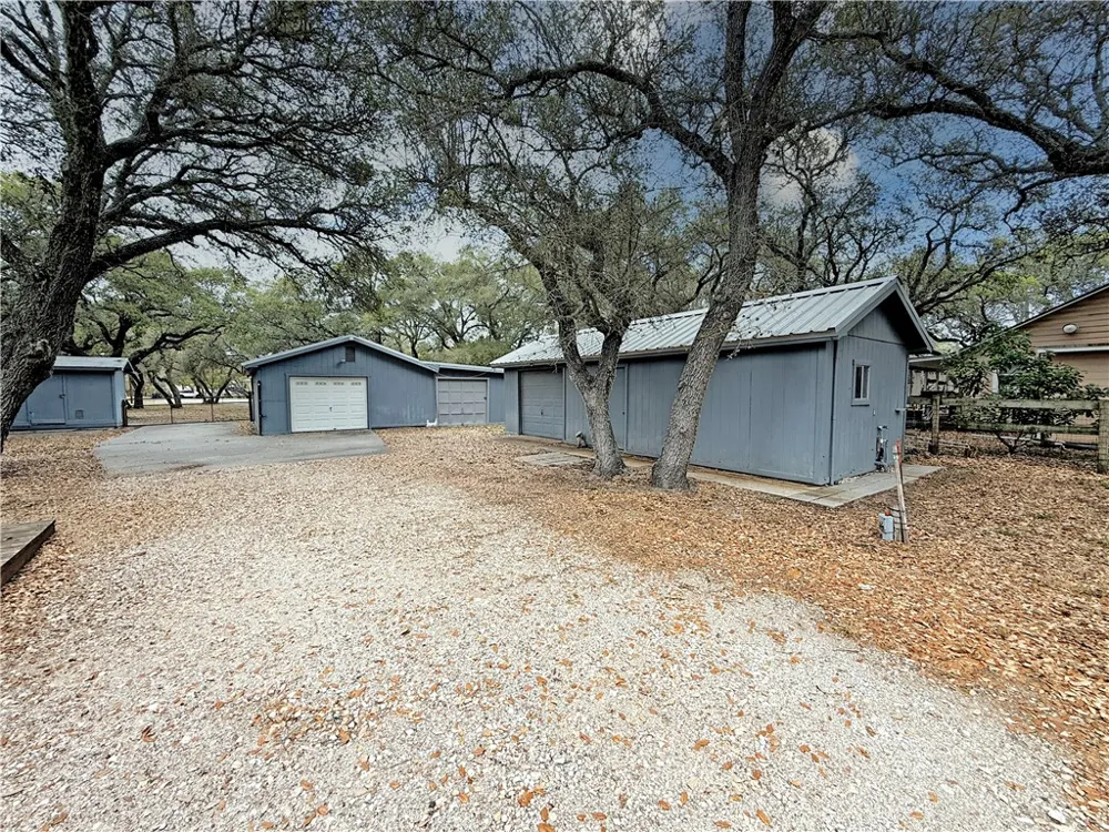 17 Farmers Circle Fulton, TX 78358