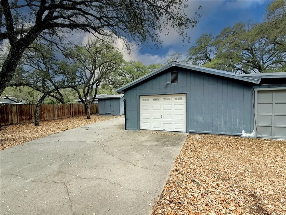17 Farmers Circle Fulton, TX 78358