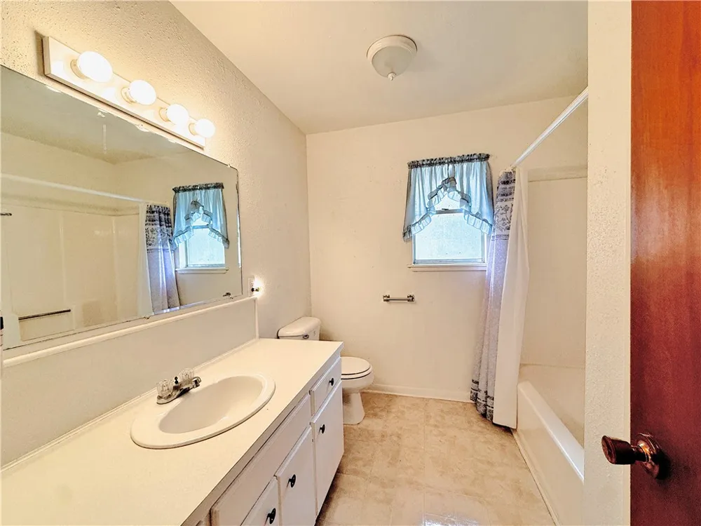 17 Farmers Circle Fulton, TX 78358