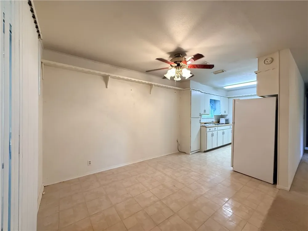 17 Farmers Circle Fulton, TX 78358