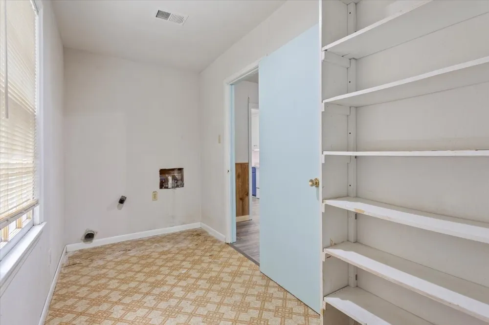 802 Avenue A Valley Mills, TX 76689