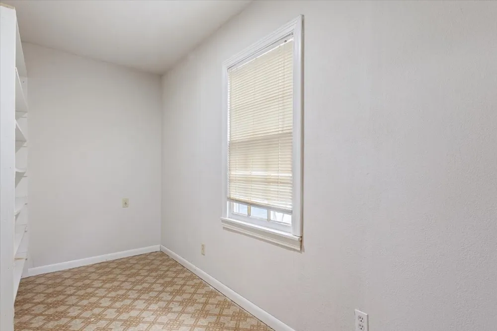 802 Avenue A Valley Mills, TX 76689