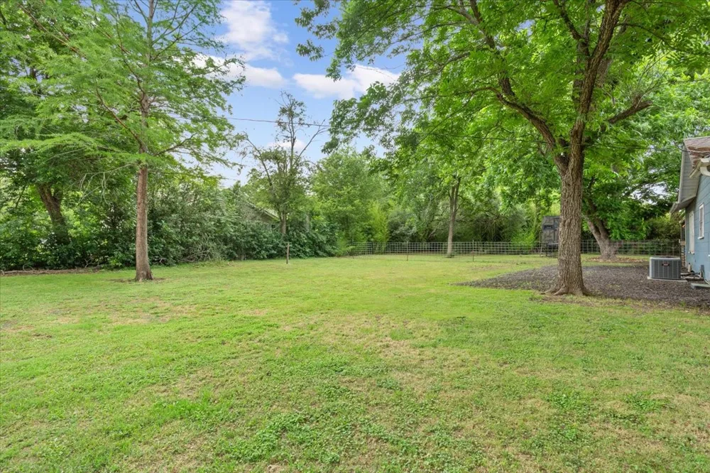 802 Avenue A Valley Mills, TX 76689