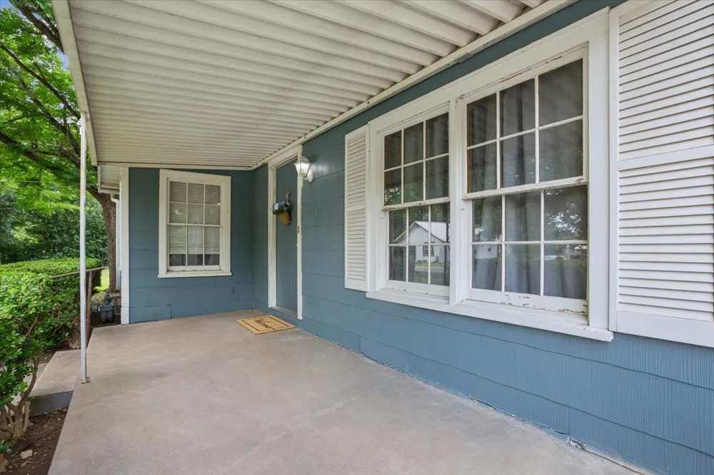 802 Avenue A Valley Mills, TX 76689