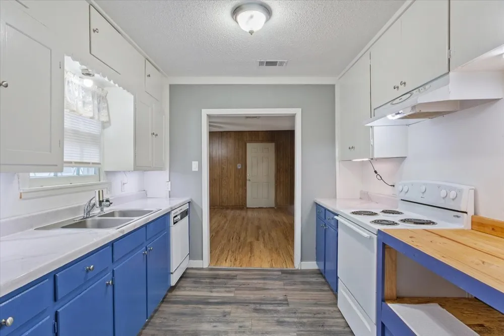 802 Avenue A Valley Mills, TX 76689