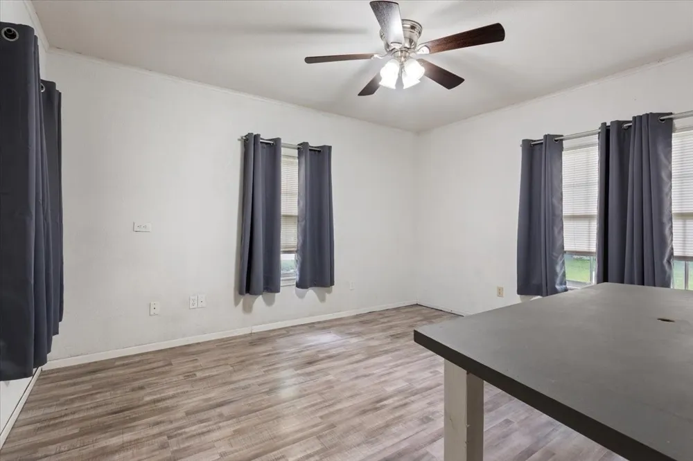 802 Avenue A Valley Mills, TX 76689