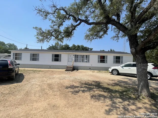 792 ALAMO BEACH RD Pipe Creek, TX 78063