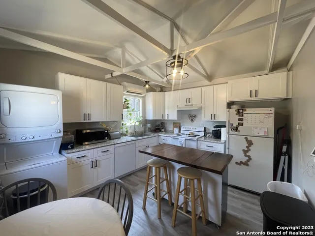 792 ALAMO BEACH RD Pipe Creek, TX 78063