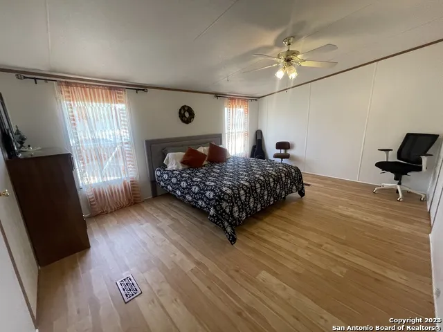 792 ALAMO BEACH RD Pipe Creek, TX 78063