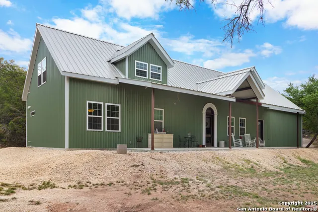 792 ALAMO BEACH RD Pipe Creek, TX 78063