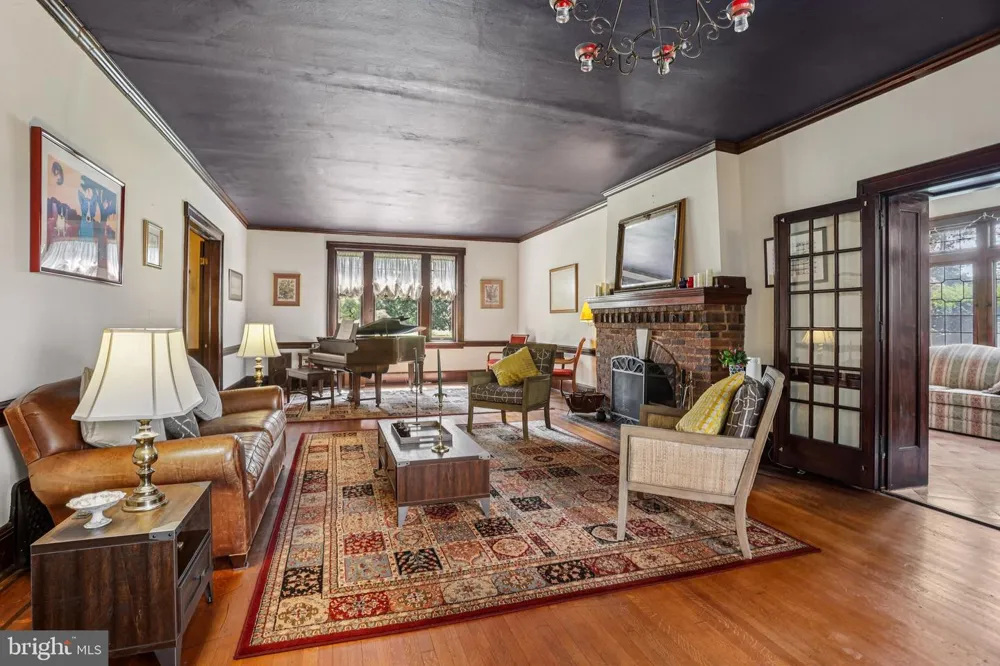 3 BELMONT CIRCLE Trenton, NJ 08618