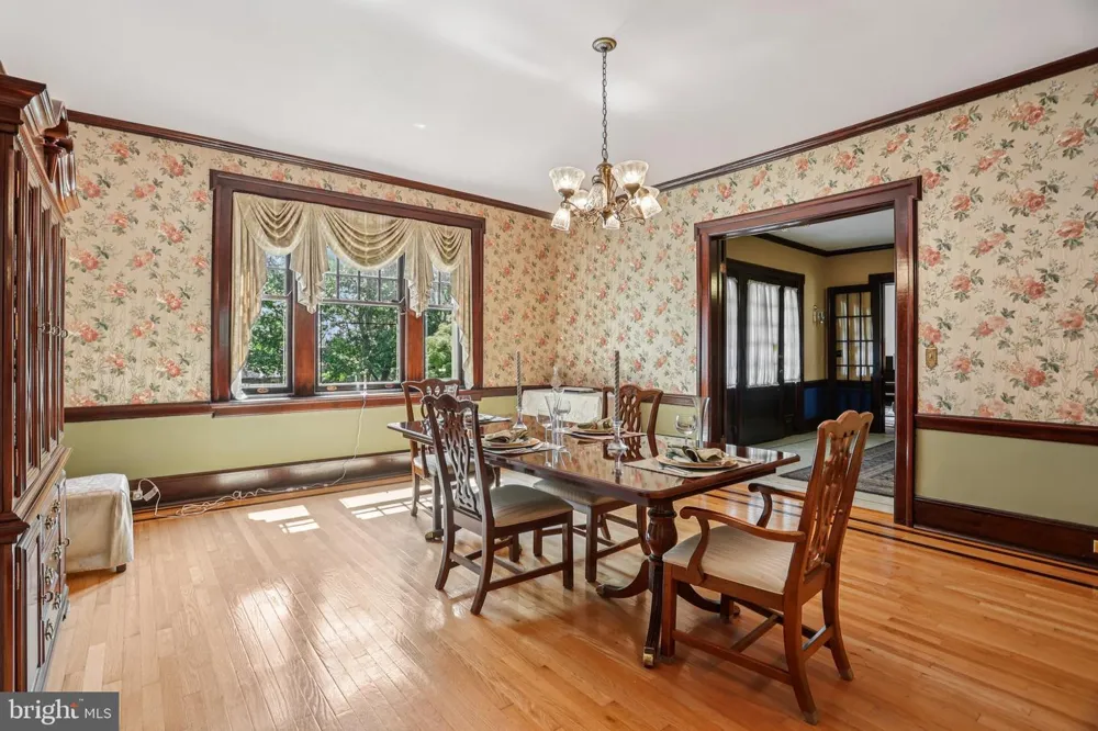 3 BELMONT CIRCLE Trenton, NJ 08618