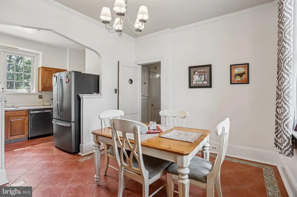 3 BELMONT CIRCLE Trenton, NJ 08618