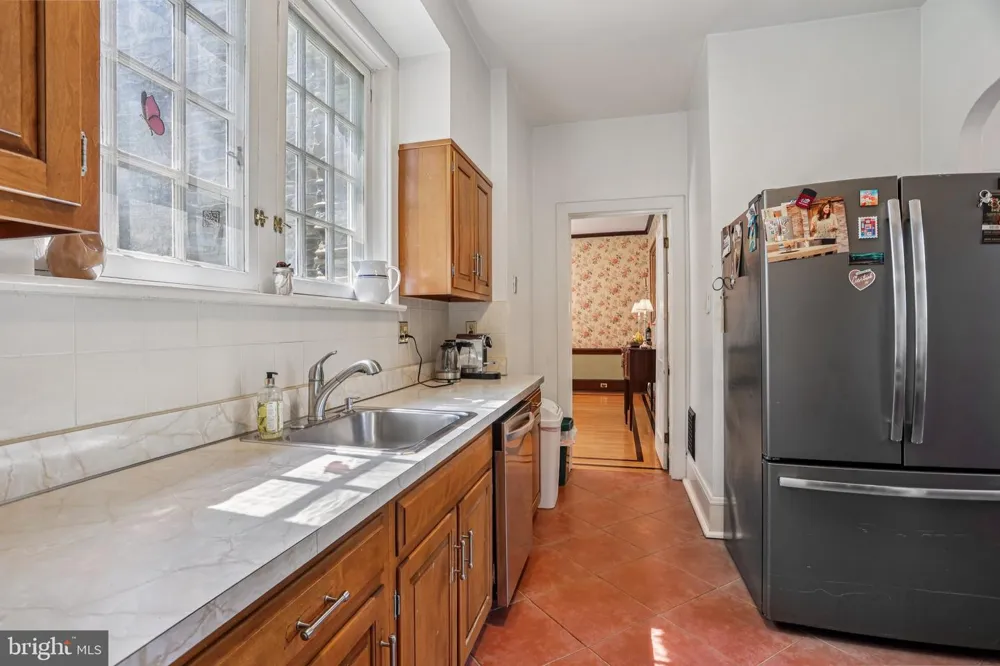 3 BELMONT CIRCLE Trenton, NJ 08618
