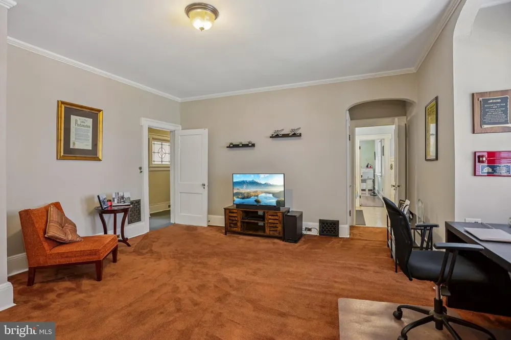 3 BELMONT CIRCLE Trenton, NJ 08618