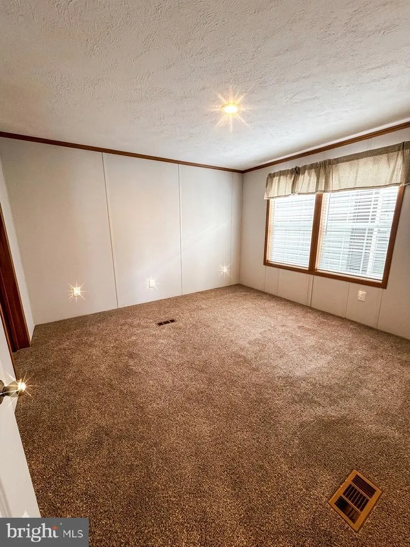 30 DEBRA CIRCLE Ephrata, PA 17522